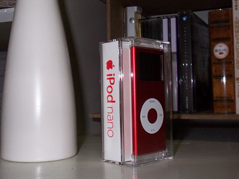 iPod nano red (箱入り)