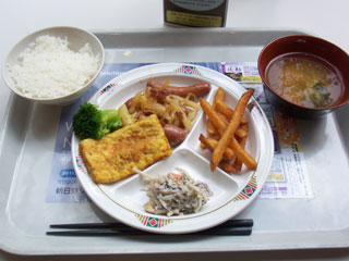 けやきダイニングの実体は普通の学食